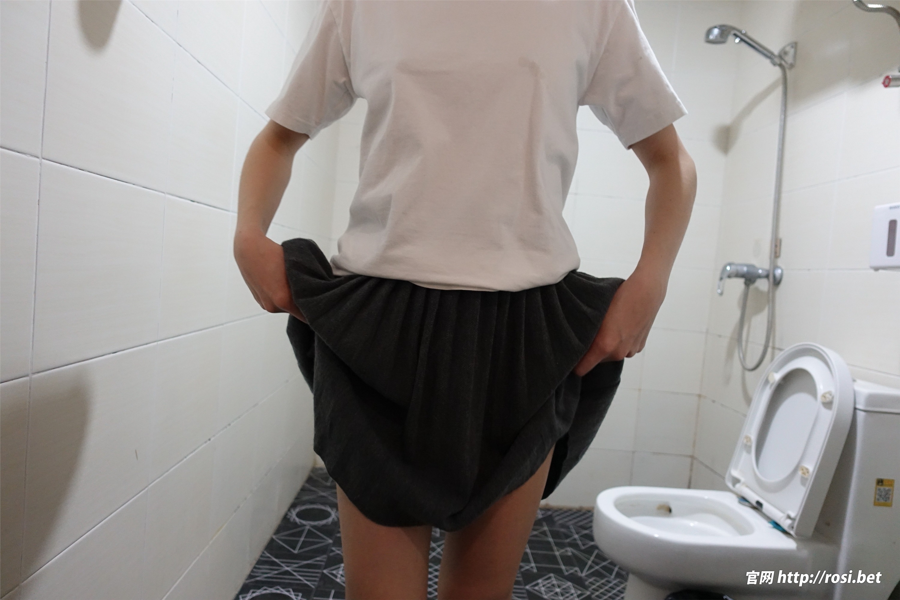 ROSI写真 2024.01.02 NO.4411